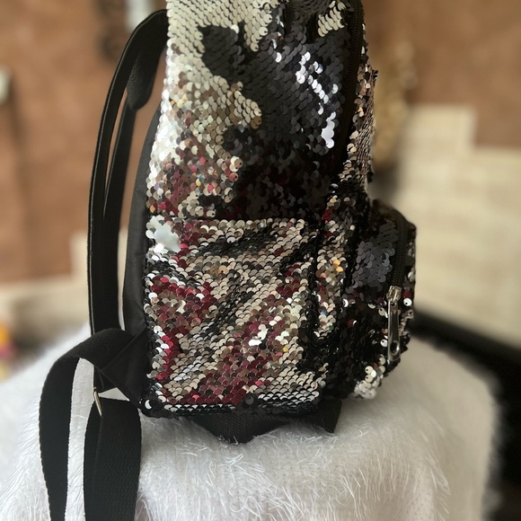 EUC-SUPER CUTE SEQUINS BLINGY BACKPACK - Picture 7 of 11